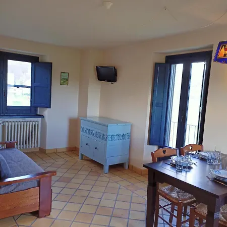 Apartment La Stradella Vacanze