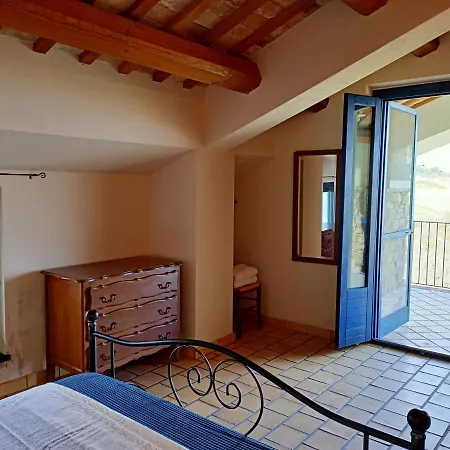 La Stradella Vacanze Apartment *