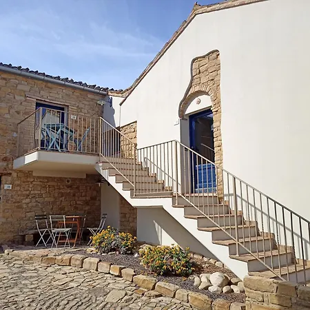La Stradella Vacanze Apartment *