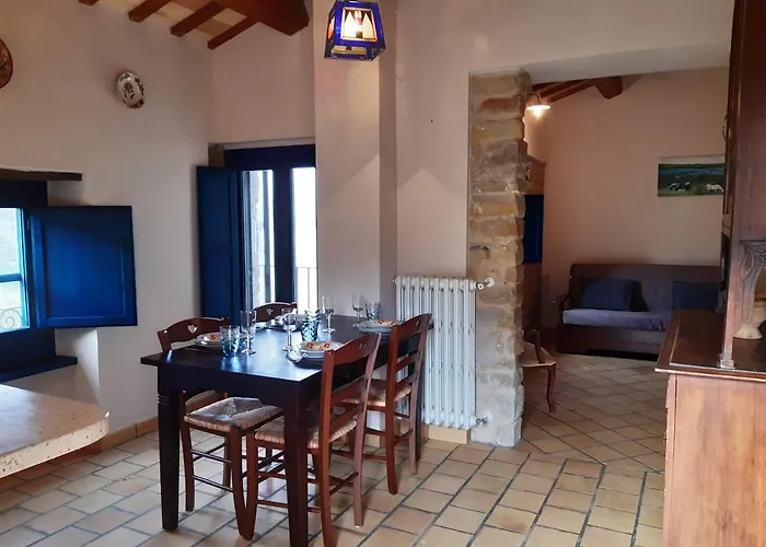 La Stradella Vacanze Апартаменты *