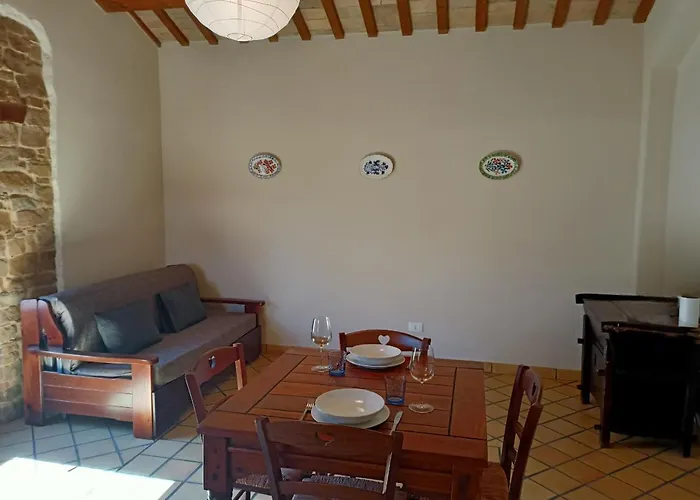 La Stradella Vacanze Апартаменты Кастильоне-Мессер-Раймондо